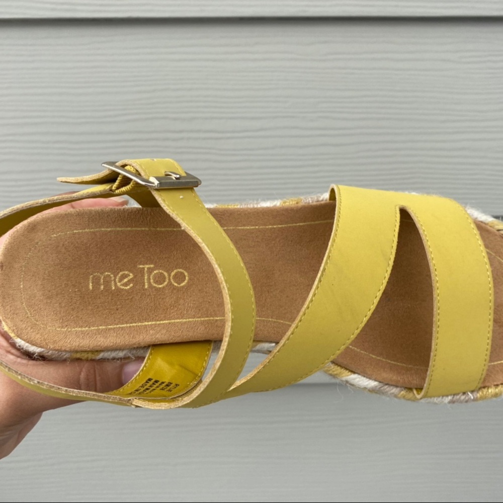 platform sandals - Picture 2 of 3